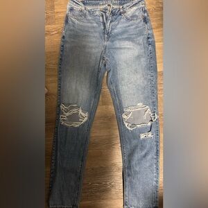 American Eagle Outfitters Light Blue Ripped Mom Jeans